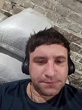 Snapshot of Ivandovxxxl_1010 chatting on 28, 2, 2026 Ivandovxxxl 1010 online show from 28, 2, 2026