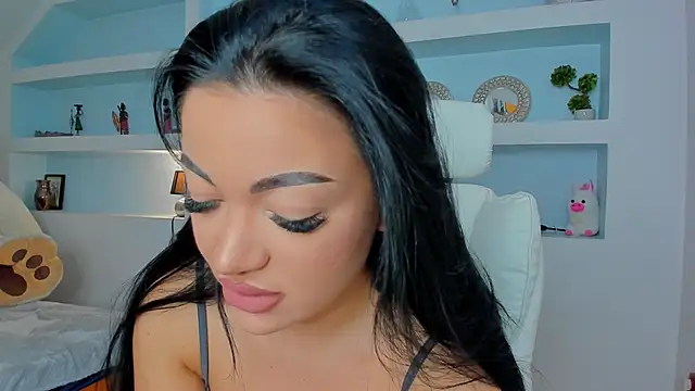 Snapshot of juicyjulie_ chatting on 10, 10, 2025 juicyjulie  online show from 10, 10, 2025