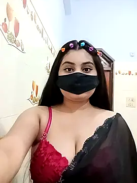Hot-Soniya733 online show from 2, 4, 2026
