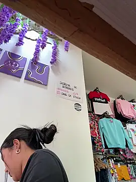 burbuja02 online show from 9, 4, 2026