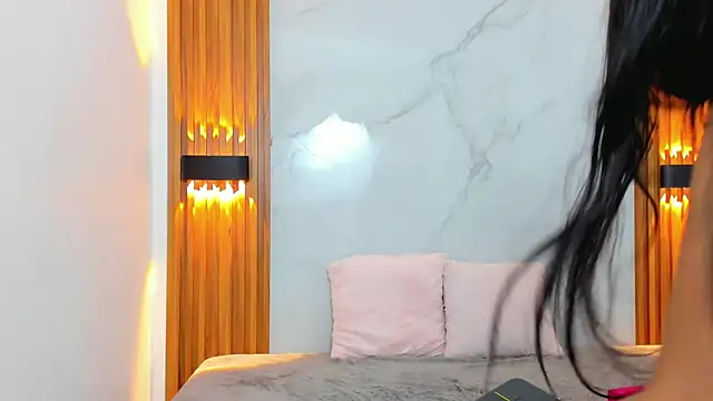 Snapshot of KonanStar chatting on 10, 10, 2025 KonanStar online show from 10, 10, 2025