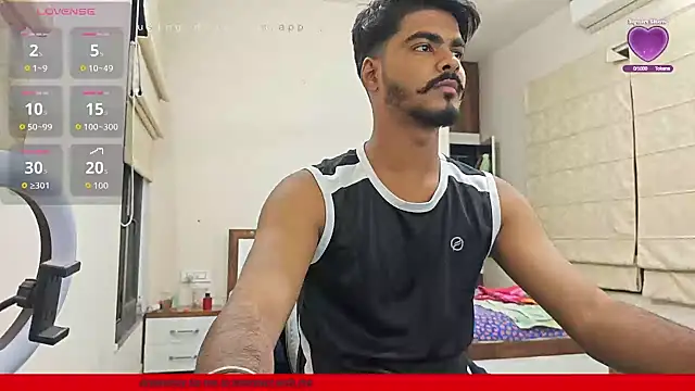 Snapshot of mrbuddy85 chatting on 7, 11, 2025 mrbuddy85 online show from 7, 11, 2025