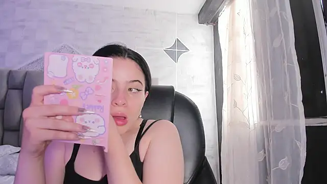 ChannelWhite  online show from 26, 9, 2025