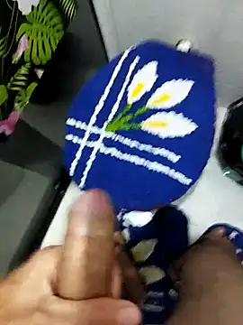 Snapshot of dpcemel chatting on 9, 10, 2025 dpcemel online show from 9, 10, 2025