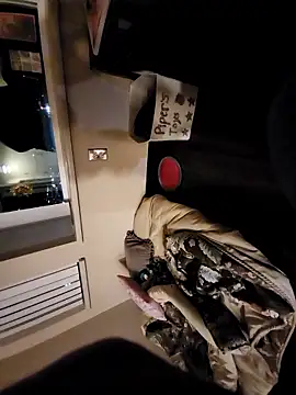 Snapshot of jmoney1219 chatting on 21, 12, 2025 jmoney1219 online show from 21, 12, 2025