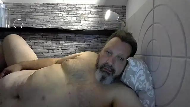 Snapshot of BigMan738@xh chatting on 7, 6, 2026 BigMan738xh online show from 7, 6, 2026