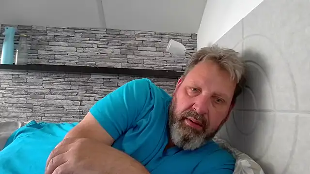 Snapshot of BigMan738@xh chatting on 16, 6, 2026 BigMan738xh online show from 16, 6, 2026