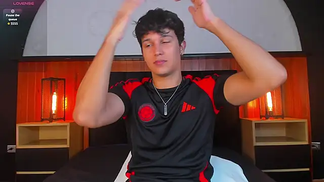 Leo Savage  online show from 27, 5, 2026