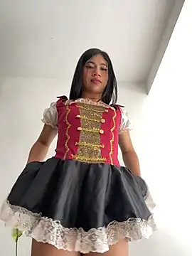 Snapshot of LiaSaenz27 chatting on 12, 10, 2025 LiaSaenz27 online show from 12, 10, 2025