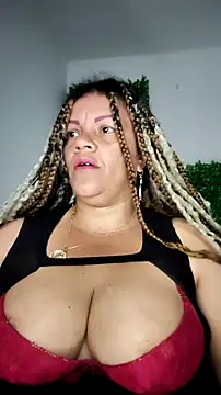 Snapshot of Eva_Luxei chatting on 10, 2, 2026 Eva Luxei online show from 10, 2, 2026