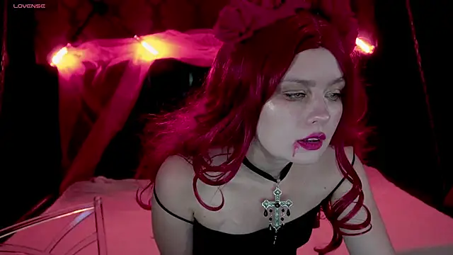 RedDoll  online show from 31, 10, 2025