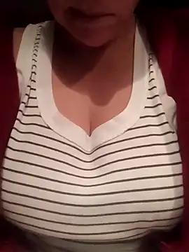 Snapshot of Cassandrina1 chatting on 5, 10, 2025 Cassandrina1 online show from 5, 10, 2025