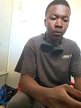 sweetdickboy2 online show from 26, 3, 2026