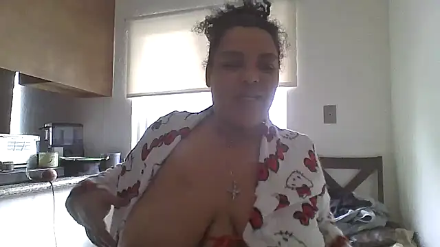 OnlyOneMeeks online show from 4, 5, 2026