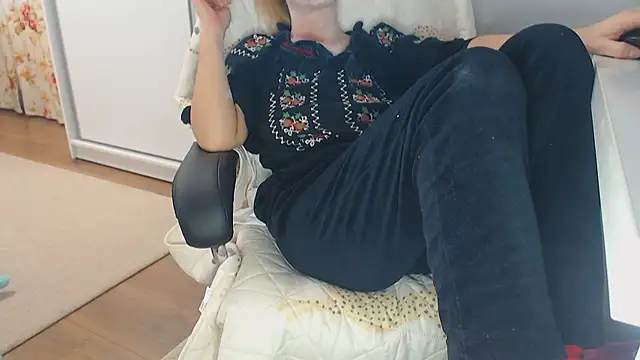 merlyn4 online show from 5, 1, 2025