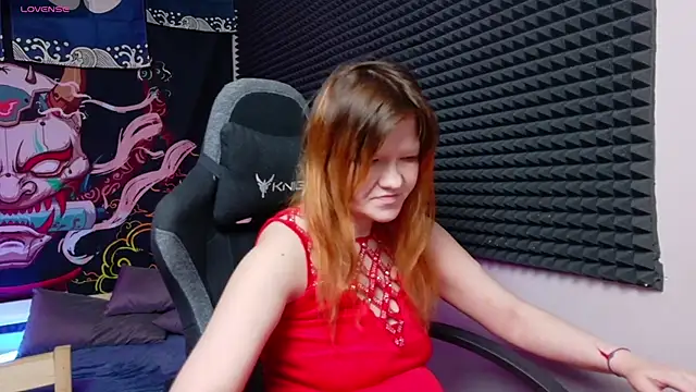 Nora lovvvv online show from 22, 12, 2025