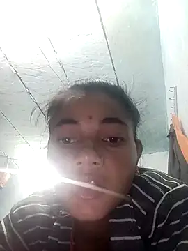 Snapshot of PoojaPleasure chatting on 6, 11, 2025 PoojaPleasure online show from 6, 11, 2025