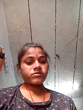 Snapshot of PoojaPleasure chatting on 14, 11, 2025 PoojaPleasure online show from 14, 11, 2025