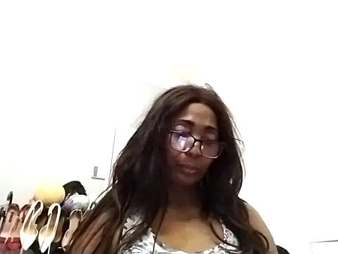 teasernubian online show from 14, 6, 2026