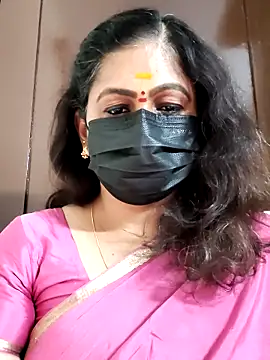 Snapshot of Sweetie_swetha37 chatting on 12, 9, 2025 Sweetie swetha37 online show from 12, 9, 2025