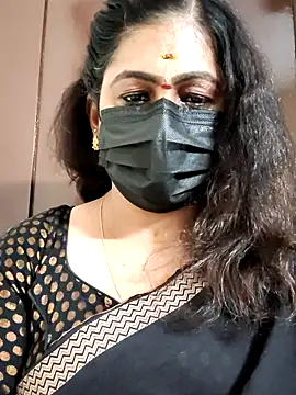 Snapshot of Sweetie_swetha37 chatting on 25, 9, 2025 Sweetie swetha37 online show from 25, 9, 2025