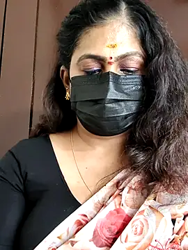 Snapshot of Sweetie_swetha37 chatting on 27, 9, 2025 Sweetie swetha37 online show from 27, 9, 2025