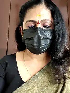 Snapshot of Sweetie_swetha37 chatting on 5, 10, 2025 Sweetie swetha37 online show from 5, 10, 2025