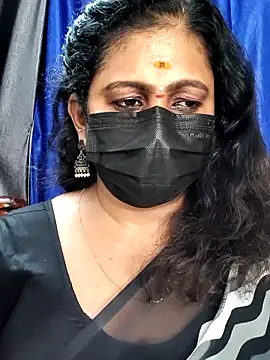 Snapshot of Sweetie_swetha37 chatting on 14, 10, 2025 Sweetie swetha37 online show from 14, 10, 2025