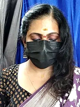 Snapshot of Sweetie_swetha37 chatting on 15, 10, 2025 Sweetie swetha37 online show from 15, 10, 2025