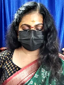 Snapshot of Sweetie_swetha37 chatting on 21, 10, 2025 Sweetie swetha37 online show from 21, 10, 2025