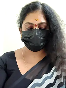 Snapshot of Sweetie_swetha37 chatting on 1, 11, 2025 Sweetie swetha37 online show from 1, 11, 2025