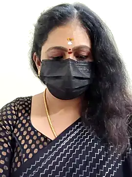 Snapshot of Sweetie_swetha37 chatting on 16, 11, 2025 Sweetie swetha37 online show from 16, 11, 2025