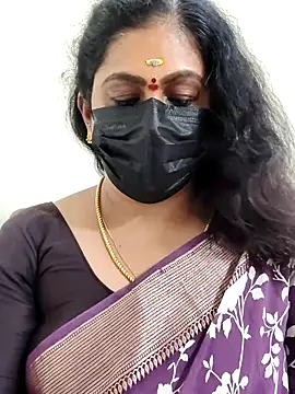 Snapshot of Sweetie_swetha37 chatting on 19, 11, 2025 Sweetie swetha37 online show from 19, 11, 2025