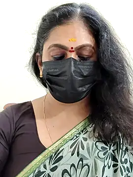 Snapshot of Sweetie_swetha37 chatting on 20, 11, 2025 Sweetie swetha37 online show from 20, 11, 2025