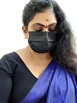 Snapshot of Sweetie_swetha37 chatting on 1, 12, 2025 Sweetie swetha37 online show from 1, 12, 2025