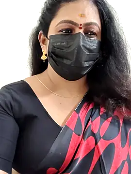 Snapshot of Sweetie_swetha37 chatting on 14, 12, 2025 Sweetie swetha37 online show from 14, 12, 2025