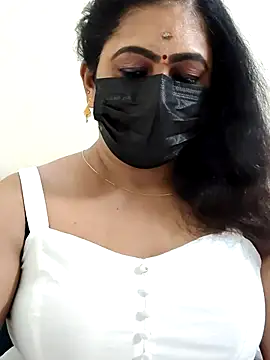 Snapshot of Sweetie_swetha37 chatting on 8, 1, 2026 Sweetie swetha37 online show from 8, 1, 2026