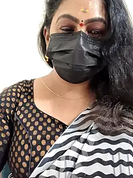 Snapshot of Sweetie_swetha37 chatting on 18, 1, 2026 Sweetie swetha37 online show from 18, 1, 2026