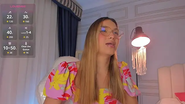 Doll Isa  online show from 17, 9, 2025