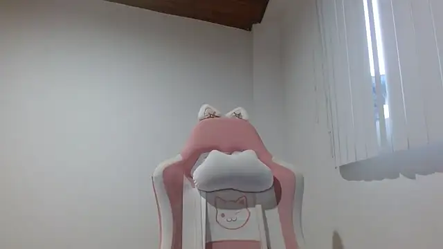 Crystal Star  online show from 13, 9, 2025