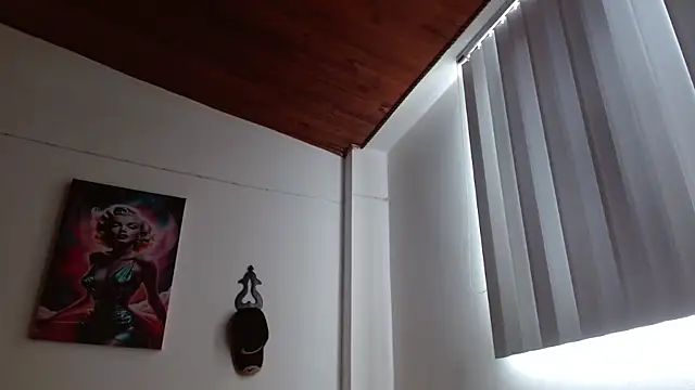 Crystal Star  online show from 16, 4, 2026