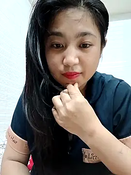 Snapshot of Minn-cute chatting on 28, 9, 2025 Minn-cute online show from 28, 9, 2025