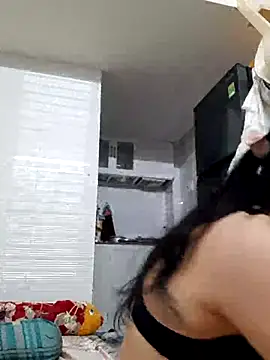 Snapshot of Minn-cute chatting on 3, 10, 2025 Minn-cute online show from 3, 10, 2025