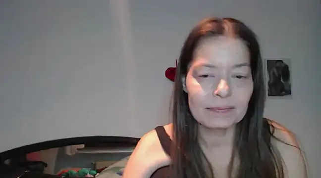 Snapshot of SexySarah177 chatting on 1, 1, 2025 SexySarah177 online show from 1, 1, 2025