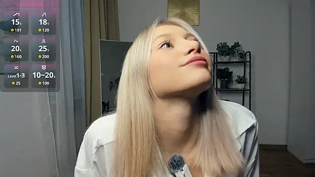 Snapshot of FaaBinaa chatting on 5, 12, 2025 FaaBinaa online show from 5, 12, 2025