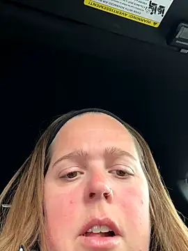 Snapshot of hornykitty1210 chatting on 31, 10, 2025 hornykitty1210 online show from 31, 10, 2025