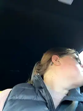 Snapshot of hornykitty1210 chatting on 4, 11, 2025 hornykitty1210 online show from 4, 11, 2025