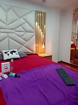 Alana steel 1 online show from 21, 11, 2025