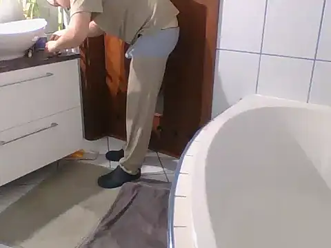 Snapshot of Liznat01 chatting on 28, 11, 2025 Liznat01 online show from 28, 11, 2025