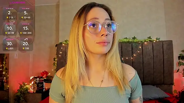 LanaMills  online show from 20, 3, 2026